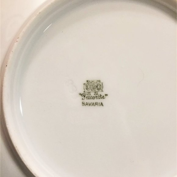 Caine’s Studio Hand Painted & Signed Iris Plates Set of (4) - Picture 7 of 15